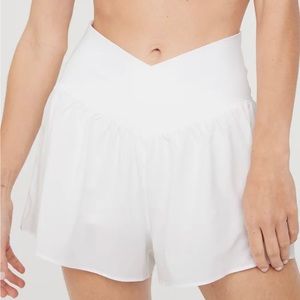OFFLINE By Aerie Real Me Crossover Flowy Short - White - Medium